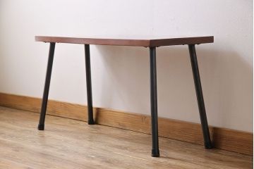 明治大正期　ケヤキ材一枚板　漆塗仕上げのリメイク鉄脚ベンチ(板座チェア、椅子)