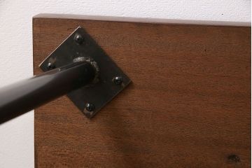 アンティーク家具　昭和中期　古材使用　シンプルなデザインが使いやすい鉄脚ベンチ(板座チェア、椅子)(1)