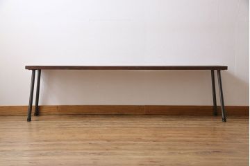 アンティーク家具　昭和中期　古材使用　シンプルなデザインが使いやすい鉄脚ベンチ(板座チェア、椅子)(1)