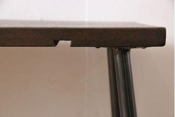 アンティーク家具　昭和中期　古材使用　シンプルなデザインが使いやすい鉄脚ベンチ(板座チェア、椅子)(2)