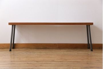 大正昭和初期　ケヤキ材一枚板　ダイナミックな木目が目を引くリメイク鉄脚ベンチ(板座チェア、椅子)