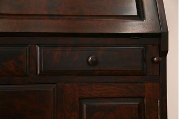 中古　民芸家具　木材の濃淡が味わい深いライティングビューロー(簿記机、在宅ワーク、在宅用デスク、チェスト)