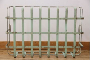 アンティーク雑貨　ヴィンテージ　カゴが取り外せるアイアン製キャスター付きワゴン(サイドワゴン、花台、ビンテージ)