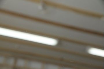 アンティーク雑貨　イギリスビンテージ　シンプルで上品なカットのウォールミラー(鏡)
