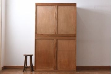 中古　伝統工芸軽井沢彫り　明るい色合いが珍しい重ねタンス(衣装箪笥、チェスト)