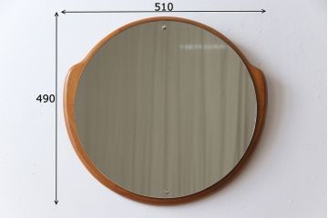 アンティーク雑貨　北欧ビンテージ　木枠の形が愛らしいウォールミラー(鏡)