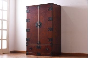 中古　伝統民芸家具　岩谷堂箪笥　上質なワードローブ(洋服タンス、洋服箪笥)(1)