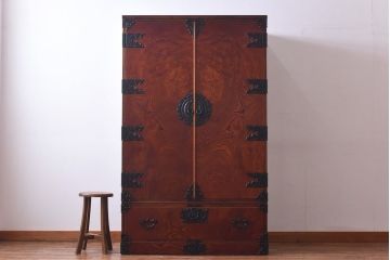 中古　伝統民芸家具　岩谷堂箪笥　上質なワードローブ(洋服タンス、洋服箪笥)(1)
