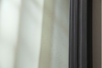 アンティーク雑貨　昭和レトロ　古い質感が味わい深いウォールミラー(鏡、壁掛け鏡)