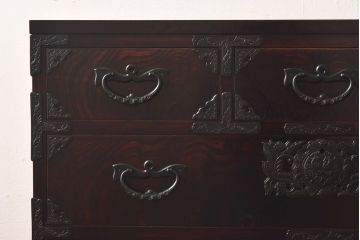 中古　岩谷堂箪笥　北国1号　鳳凰紋様の金具が豪華な整理箪笥(和タンス、チェスト)