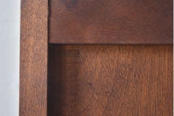 中古　北海道民芸家具　高級感のある色合いのHM165K食器棚(カップボード、キャビネット)(定価約57万円)