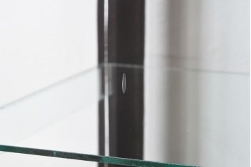 アンティーク家具　和製アンティーク　ナラ材　大正ロマン香る縦型ガラスケース(コレクションラック、陳列棚)