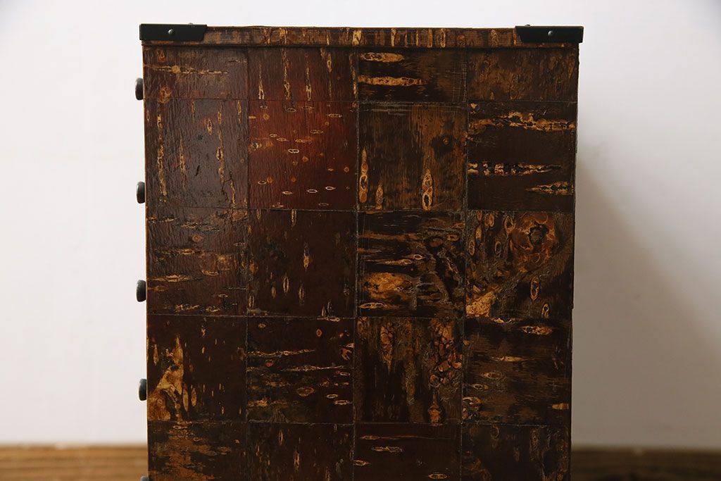 樺細工　三段棚　未使用品 在庫整理セール中】桜皮細工 三段棚 樺細工 工芸品 アンティーク 公式