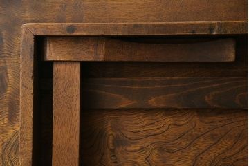 レトロ家具　昭和レトロ　栓材一枚板　懐かしさ漂う味わい深い風合いのちゃぶ台(座卓、折りたたみ机、ローテーブル)