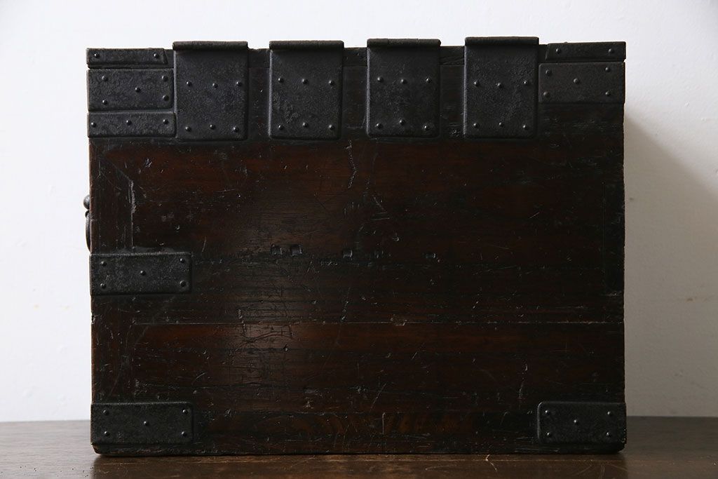 アンティーク雑貨　古民具・骨董　桐材　古い趣が和の雰囲気を高める硯箱(小引き出し、小物入れ)