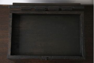 アンティーク雑貨　古民具・骨董　桐材　古い趣が和の雰囲気を高める硯箱(小引き出し、小物入れ)