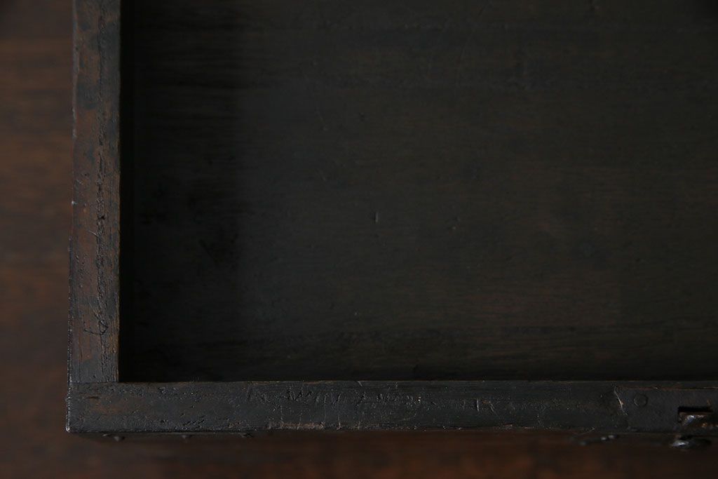 アンティーク雑貨　古民具・骨董　桐材　古い趣が和の雰囲気を高める硯箱(小引き出し、小物入れ)