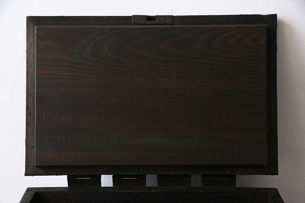 アンティーク雑貨　古民具・骨董　桐材　古い趣が和の雰囲気を高める硯箱(小引き出し、小物入れ)