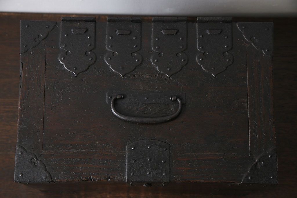 アンティーク雑貨　古民具・骨董　桐材　古い趣が和の雰囲気を高める硯箱(小引き出し、小物入れ)