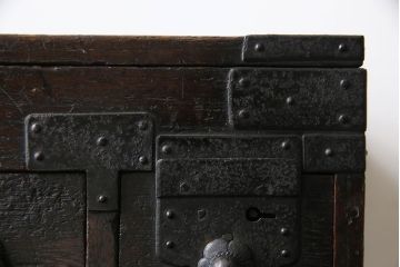 アンティーク雑貨　古民具・骨董　桐材　古い趣が和の雰囲気を高める硯箱(小引き出し、小物入れ)