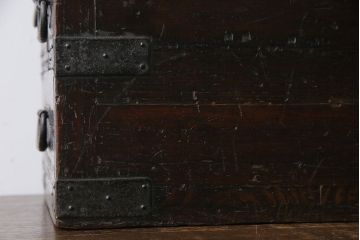 アンティーク雑貨　古民具・骨董　桐材　古い趣が和の雰囲気を高める硯箱(小引き出し、小物入れ)