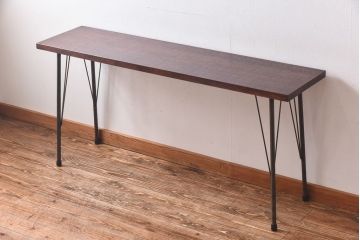 リメイク　ラワン材一枚板　味わいある古材を使用した鉄脚テーブル(作業台、サイドテーブル、カフェテーブル)