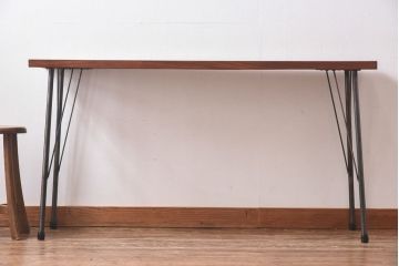 リメイク　ケヤキ材一枚板　味わいある古材を使用した鉄脚テーブル(作業台、サイドテーブル、カフェテーブル)
