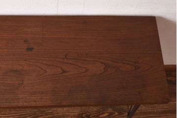 リメイク　ケヤキ材一枚板　味わいある古材を使用した鉄脚テーブル(作業台、サイドテーブル、カフェテーブル)