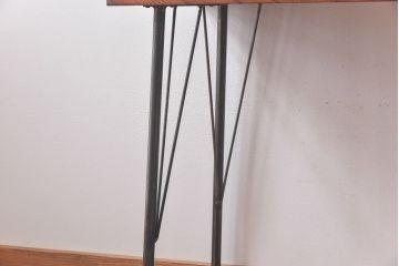 リメイク　ケヤキ材一枚板　味わいある古材を使用した鉄脚テーブル(作業台、サイドテーブル、カフェテーブル)