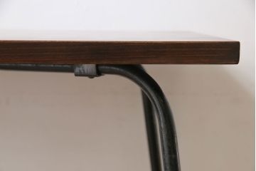 ヒノキ無垢材　古い鉄脚が魅力的なリメイクテーブル(カフェテーブル、鉄脚テーブル、サイドテーブル)