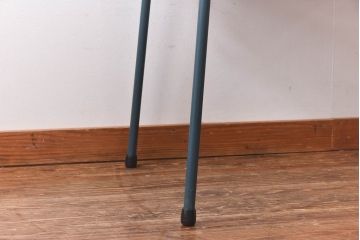 ペイント家具 ヒノキ材 ペイントカラーがおしゃれなリメイクの鉄脚テーブル(ダイニングテーブル、作業台、カフェテーブル)(1)