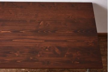 ペイント家具　ヒノキ材　ペイントカラーがおしゃれなリメイクの鉄脚テーブル(ダイニングテーブル、作業台、カフェテーブル)(2)