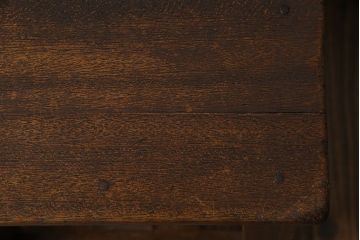 レトロ家具　昭和レトロ　素朴な佇まいの角スツール(チェア、イス、飾り台)