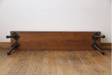 アンティーク雑貨　ラフジュ工房オリジナル　ヒバ材　鉄脚がインダストリアルな雰囲気の花台(鉄脚ベンチ、飾り台、ローテーブル)(1)