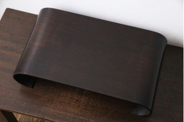 アンティーク雑貨　和製アンティーク　唐木　和モダンの雰囲気漂う大振りな巻き花台(飾り台)