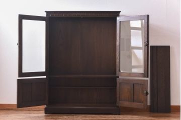 アンティーク家具　イギリス　ERCOL(アーコール)　Old Colonial(オールドコロニアル)　シックなキャビネット(カップボード、ブックケース)