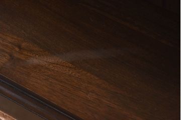 アンティーク家具　イギリス　ERCOL(アーコール)　Old Colonial(オールドコロニアル)　シックなキャビネット(カップボード、ブックケース)