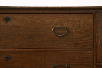 アンティーク家具　昭和初期　栓材　上品な意匠のローチェスト(ローボード、サイドボード、引き出し)