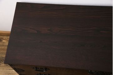 天板リメイク　筑後民芸家具　重厚な佇まいの箪笥ローチェスト(衣装箪笥、テレビボード)