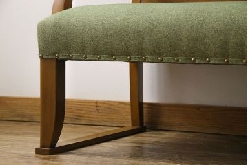 【S様ご成約分】レトロモダン　ナラ材　透かし彫りがおしゃれなベンチソファ(3人掛けソファ)