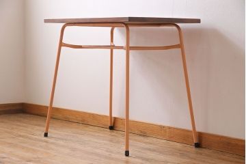 アンティーク家具　ヒノキ材製天板　ペイントがおしゃれなアイアンテーブル(作業台、カフェテーブル)(1)