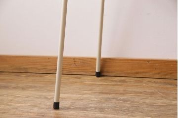 アンティーク家具　ヒノキ材製天板　ペイントがおしゃれなアイアンテーブル(作業台、カフェテーブル)(3)