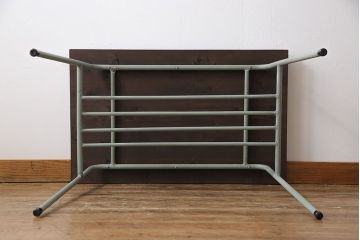 【T様ご成約済】ペイント家具　シャビーな質感がおしゃれな小振りのテーブル(サイドテーブル、作業台、カフェテーブル)