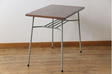 ペイント家具　シャビーな質感がおしゃれな小振りのテーブル(サイドテーブル、作業台、カフェテーブル)(1)