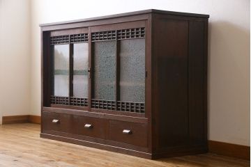 レトロ家具　大正ロマン　レトロガラスが味わい深いリメイクサイドボード(戸棚、収納棚)