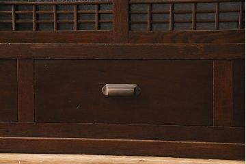 レトロ家具　大正ロマン　レトロガラスが味わい深いリメイクサイドボード(戸棚、収納棚)