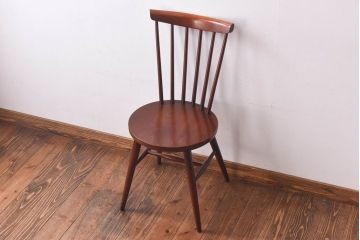 中古　秋田木工　レトロなスピンドルチェア(ダイニングチェア)