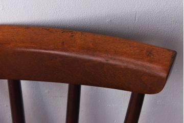 中古　秋田木工　レトロなスピンドルチェア(ダイニングチェア)