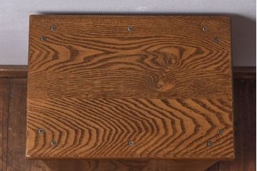 中古　ニレ材　ノスタルジックな佇まいの学校スツール(花台、ディスプレー台)(2)