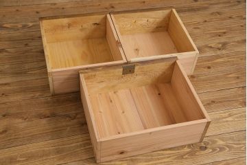 【A様ご成約済み・ご決済用】和製アンティーク　丸窓が可愛らしいハーモニカ付きローボード(カップボード、食器棚、収納棚)